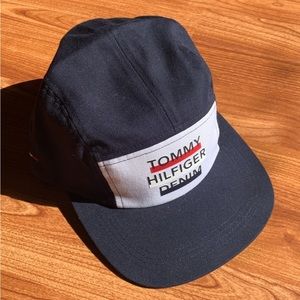 TOMMY HILFIGER HAT (YOUTH)